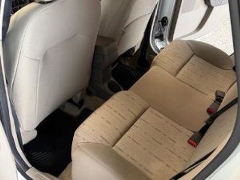 Used 2011 Ford Focus SE image 11