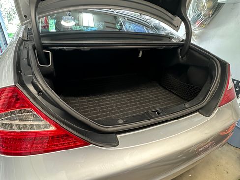 Used 2009 Mercedes-Benz CLS 550 image 9
