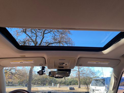 Used 2016 GMC Sierra 1500 Denali w/ Enhanced Driver Alert Package image 17