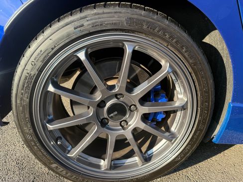 Used 2022 Volkswagen Golf R AWD/4WD image 22