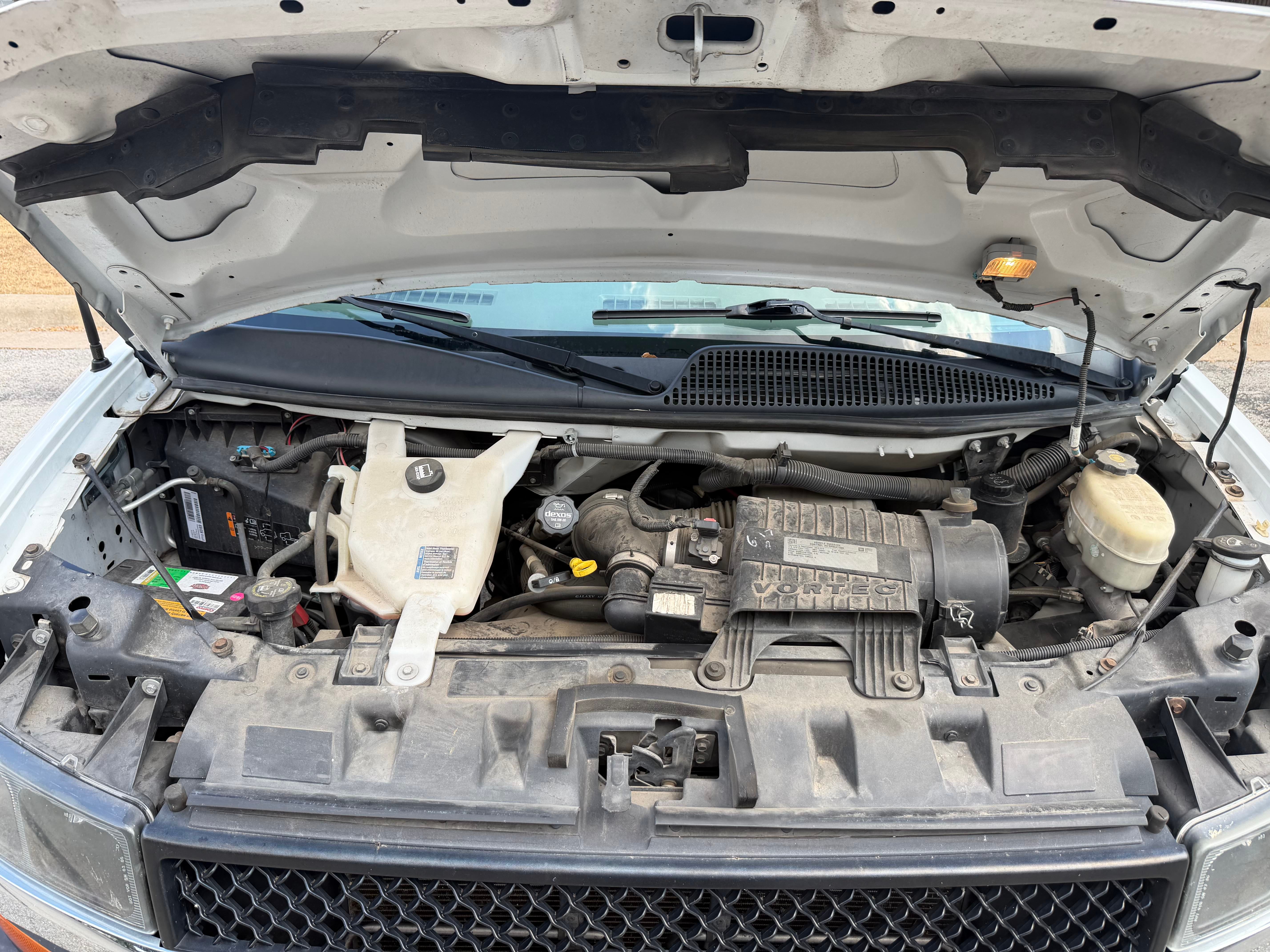 Used 2016 Chevrolet Express 3500 LT w/ LT Preferred Equipment Group RWD image 19