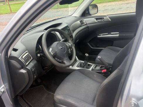 Used 2013 Subaru Forester 2.5X Premium image 22