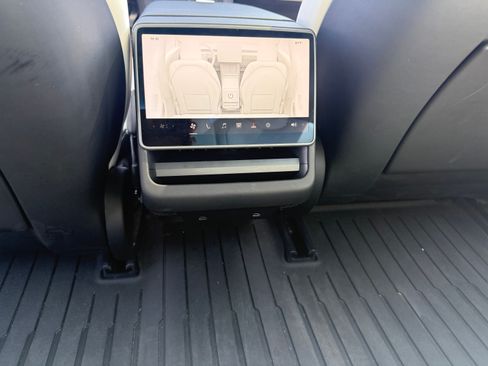 Used 2024 Tesla Model 3 Long Range RWD image 16