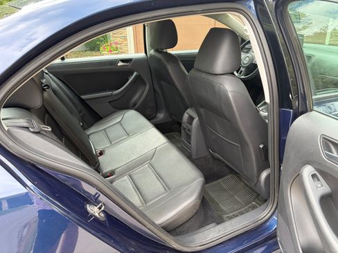 Used 2014 Volkswagen Jetta SE FWD image 15