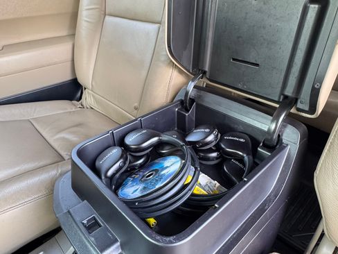 Used 2016 Toyota Sequoia Platinum image 12