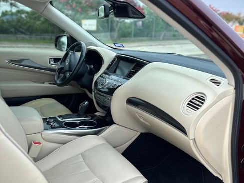 Used 2019 INFINITI QX60 Luxe w/ Essential Package FWD image 16
