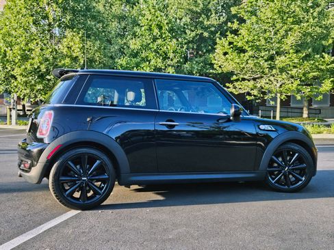 Used 2012 MINI Cooper S FWD image 2