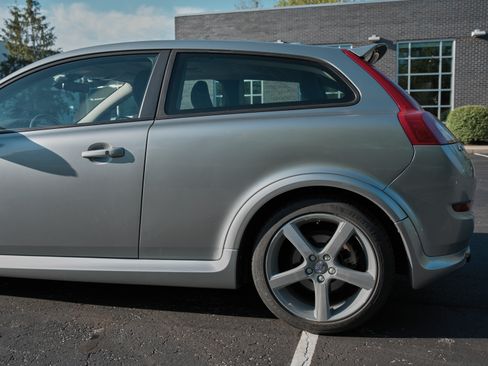 Used 2011 Volvo C30 T5 R-Design FWD image 6