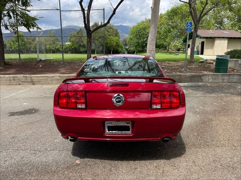 Used 2005 Ford Mustang GT image 9