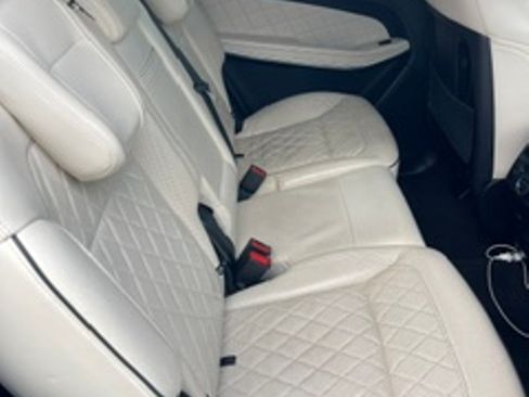 Used 2016 Mercedes-Benz GL 550 4MATIC image 13