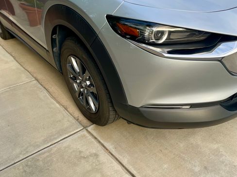 Used 2020 MAZDA CX-30 FWD image 2