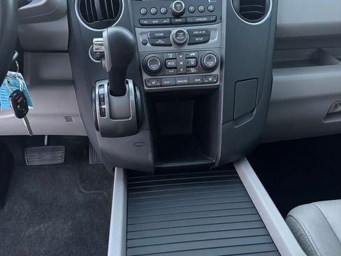 Used 2013 Honda Pilot EX-L image 11
