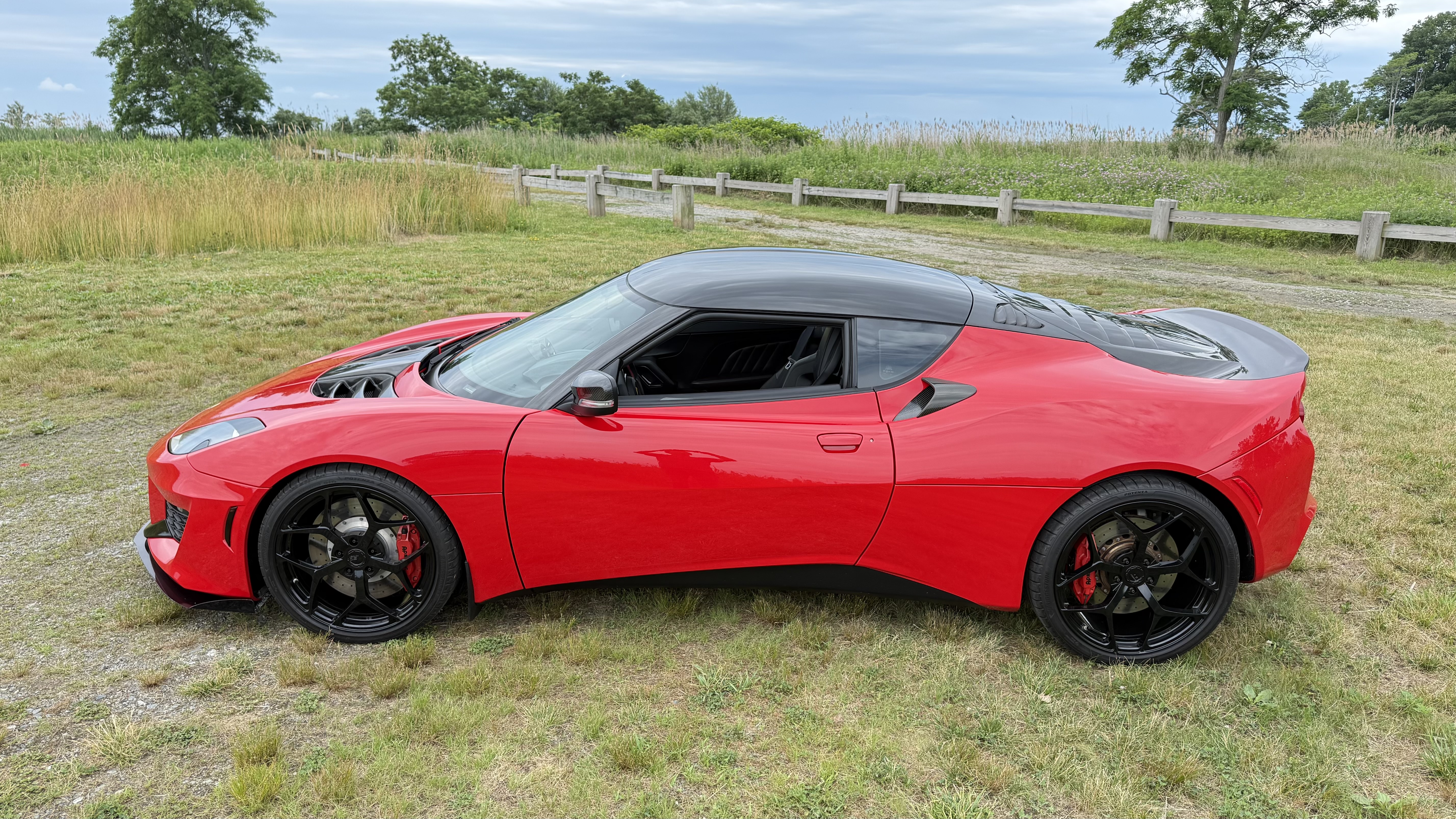 Used 2018 Lotus Evora 400 RWD image 2
