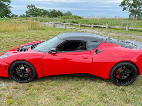 Used 2018 Lotus Evora 400 RWD image 2