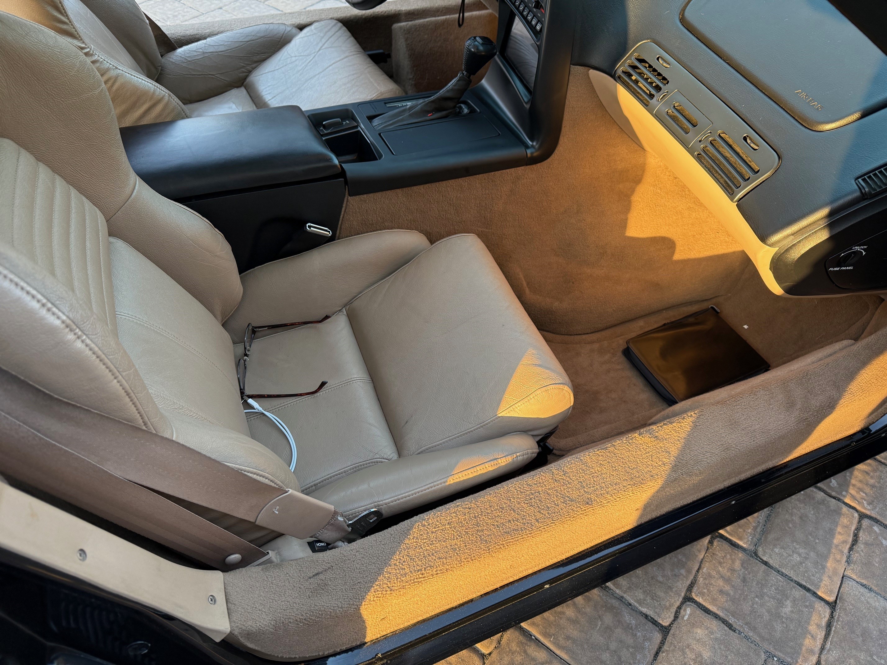 Used 1994 Chevrolet Corvette Coupe RWD image 10