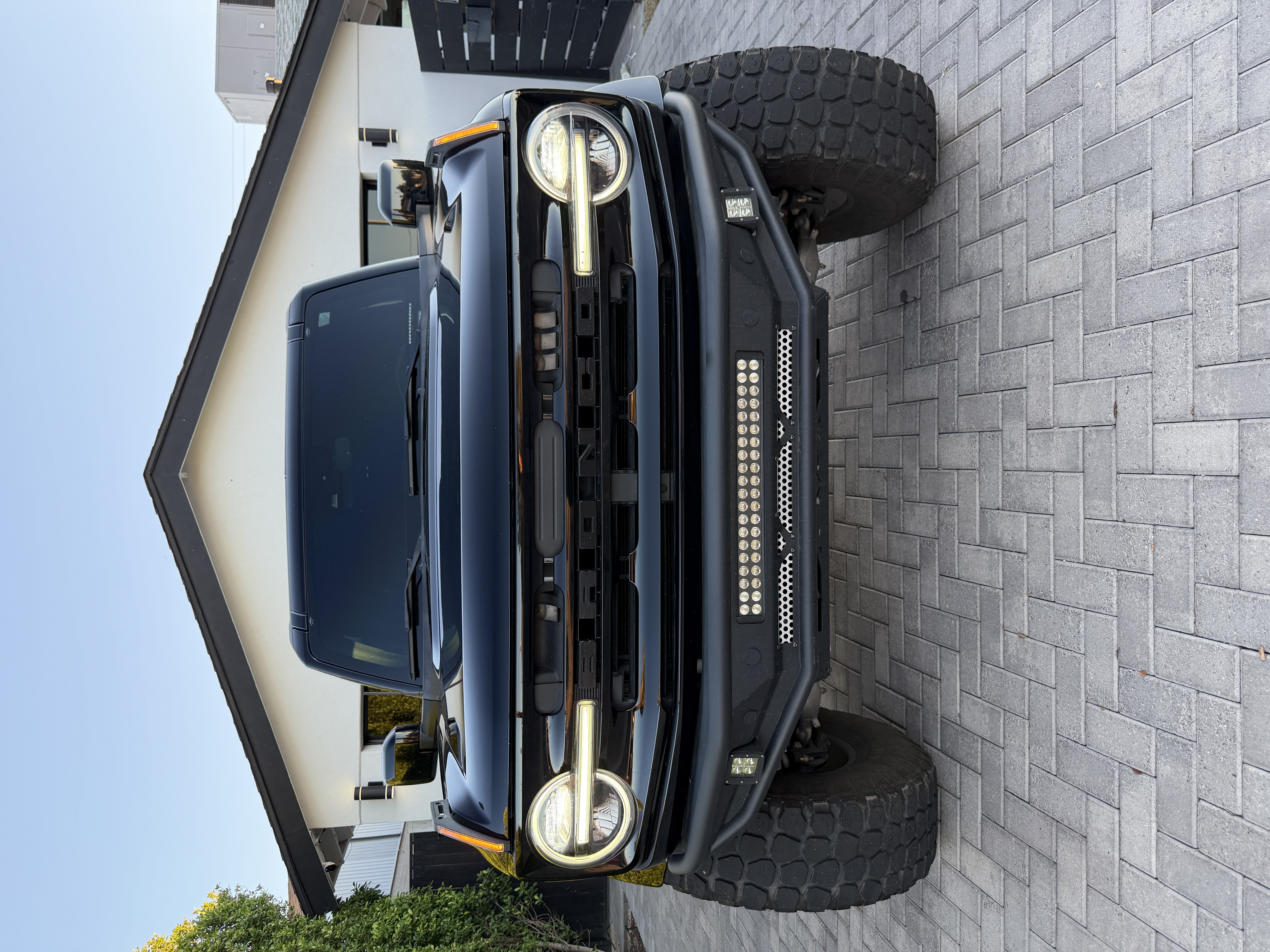 Used 2023 Ford Bronco Outer Banks AWD/4WD image 9