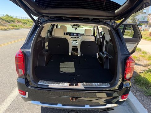 Used 2021 Hyundai Palisade Calligraphy w/ Cargo Package image 15