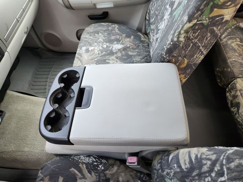 Used 2009 GMC Sierra 2500 SLE w/ Convenience Package image 22