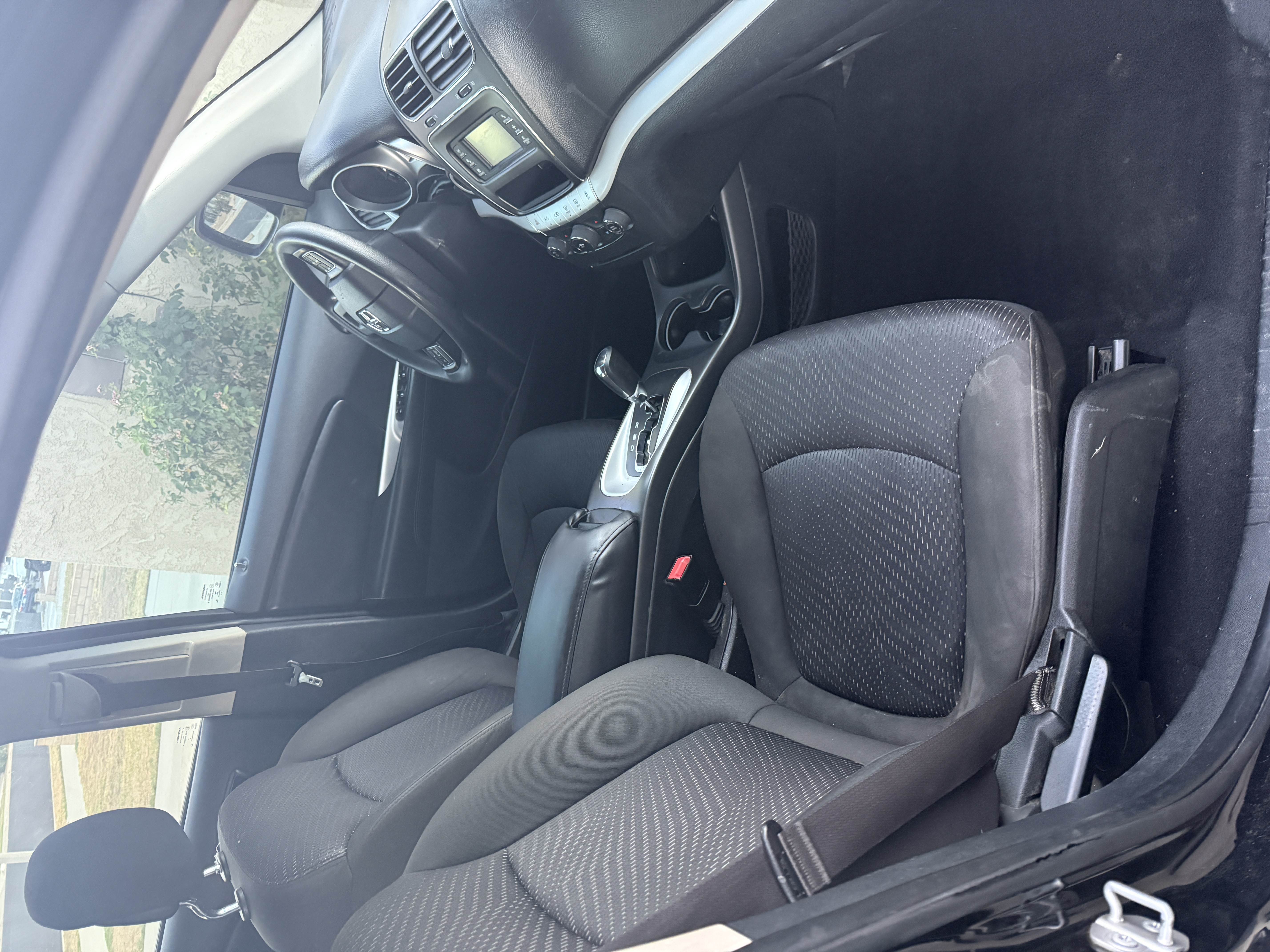Used 2019 Dodge Journey SE w/ Blacktop Package FWD image 10