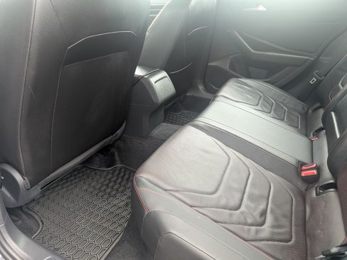 Used 2024 Volkswagen Jetta GLI Autobahn image 6