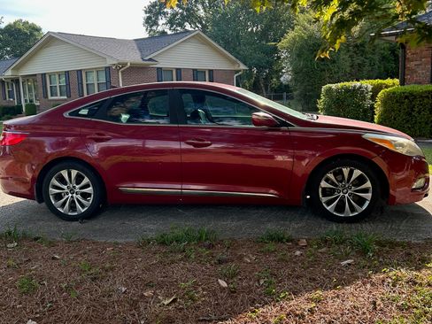 Used 2013 Hyundai Azera FWD image 27
