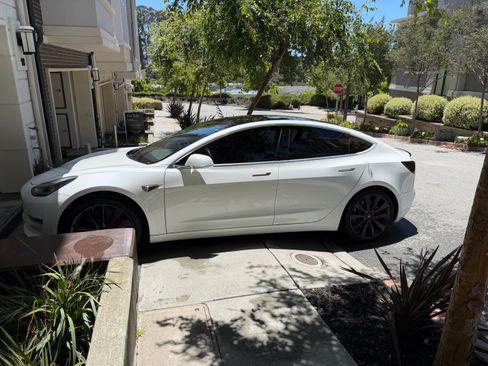 Used 2020 Tesla Model 3 Performance AWD/4WD image 10