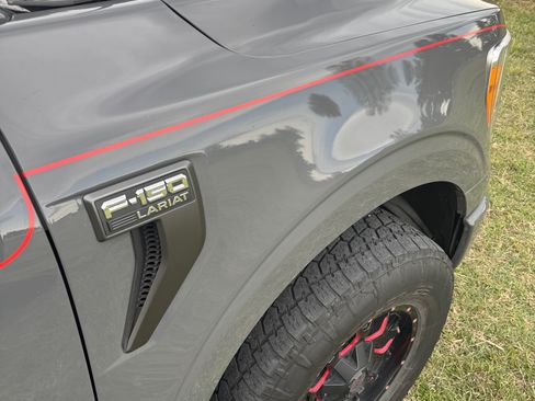 Used 2021 Ford F150 Lariat image 23