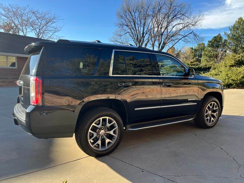 Used 2017 GMC Yukon Denali w/ Open Road Package image 8