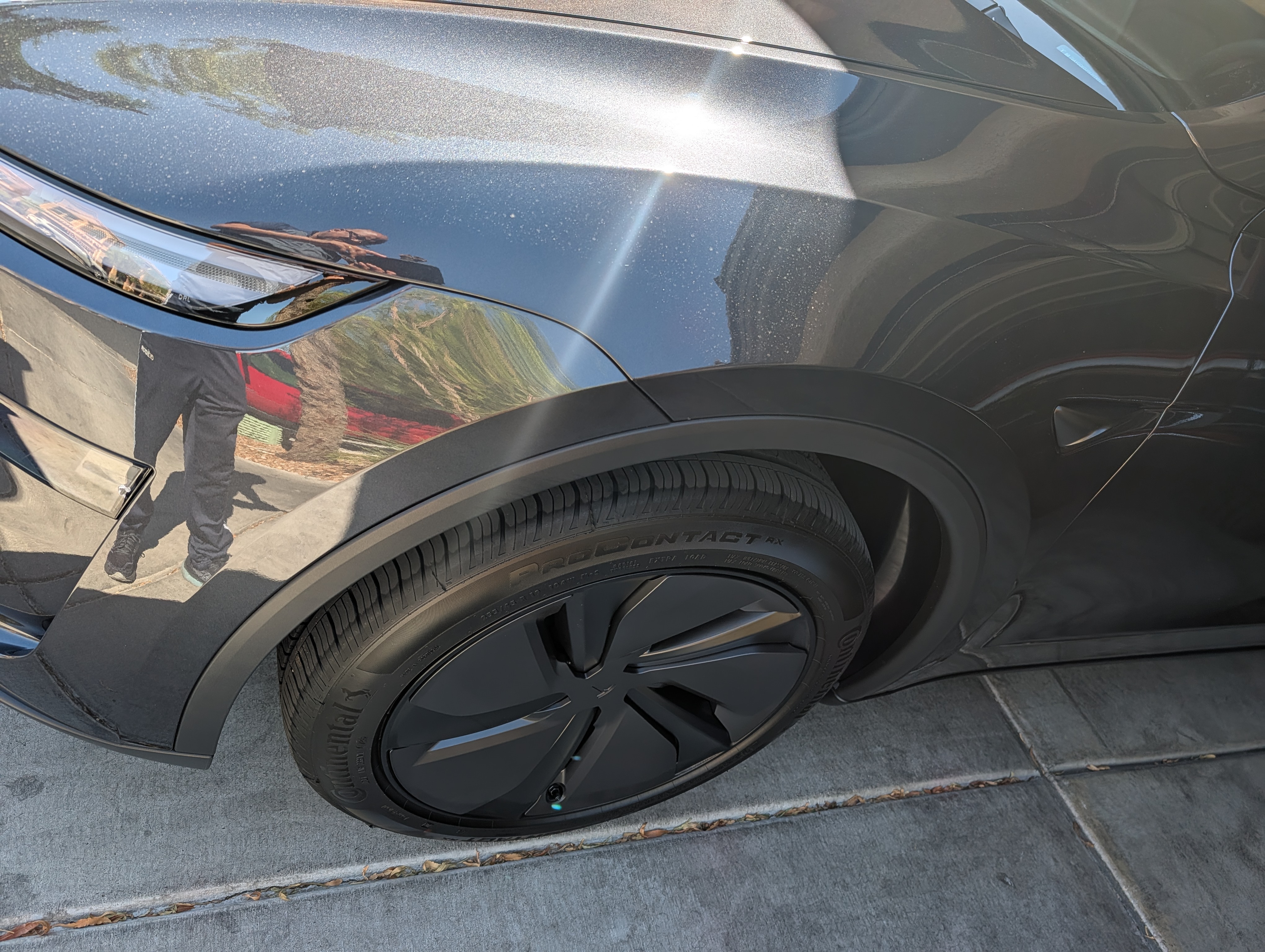 Used 2026 Tesla Model Y Long Range RWD image 9
