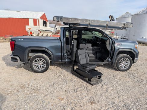 Used 2020 GMC Sierra 1500 SLT w/ SLT Premium Plus Package image 14