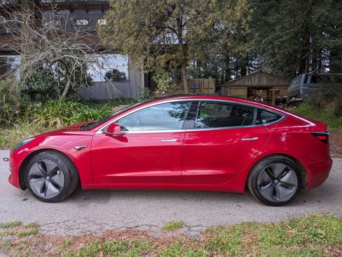 Used 2018 Tesla Model 3 Long Range image 5