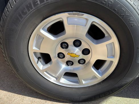 Used 2011 Chevrolet Tahoe LS image 24