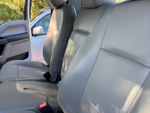 Used 2022 Ford F250 XL w/ STX Appearance Package AWD/4WD image 9