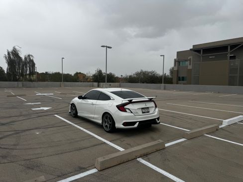 Used 2017 Honda Civic Si image 2