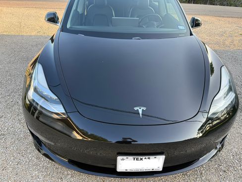 Used 2018 Tesla Model 3 Mid Range RWD image 10