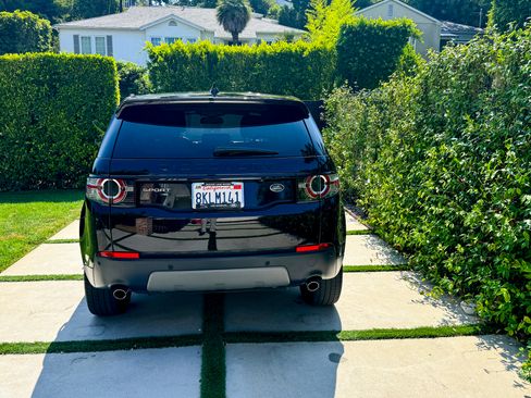 Used 2019 Land Rover Discovery Sport HSE Luxury image 8