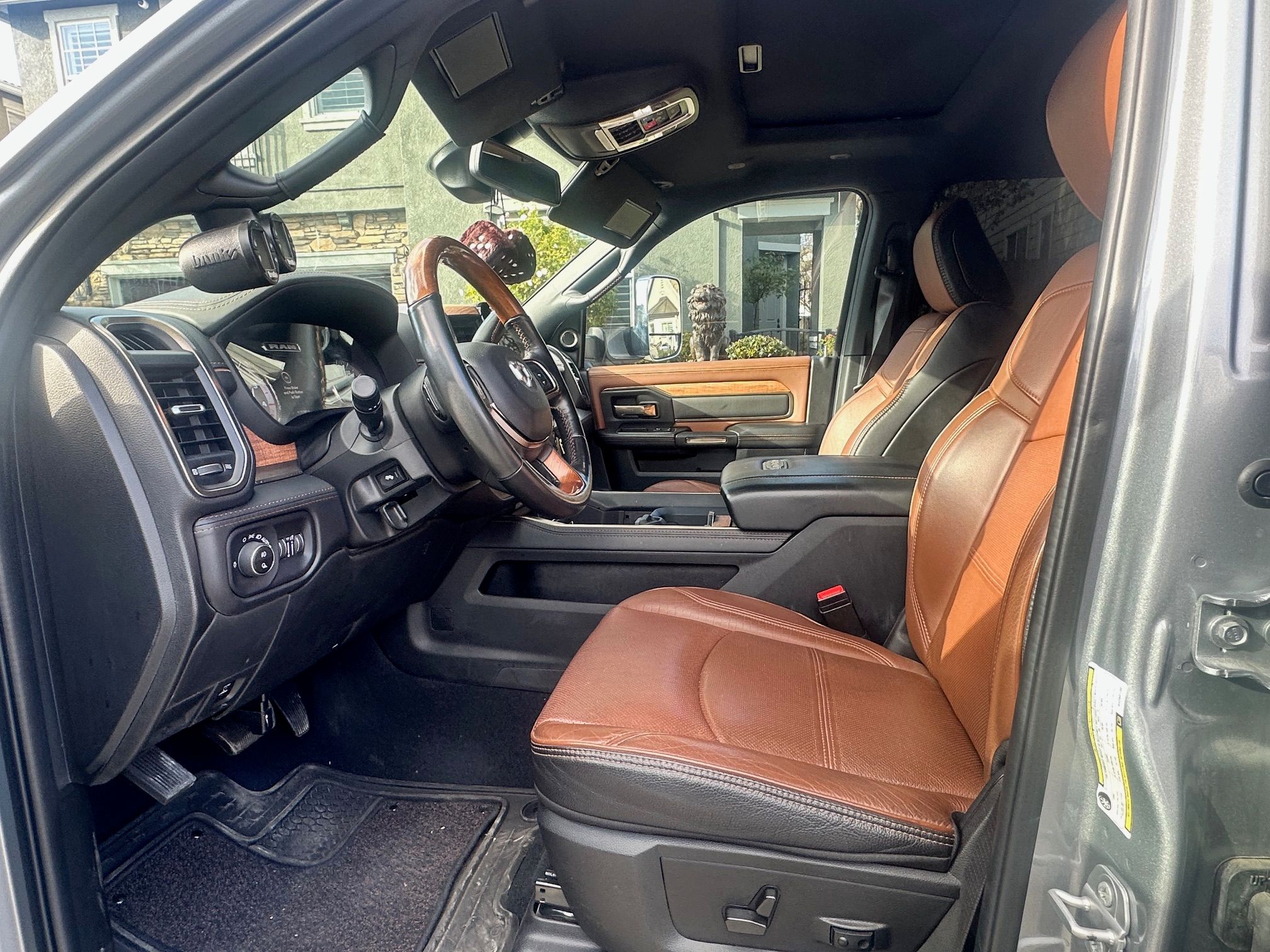 Used 2022 RAM 3500 Limited AWD/4WD image 10