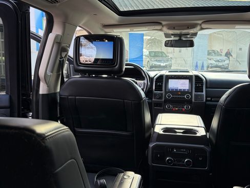 Used 2020 Ford Expedition Max Platinum image 12