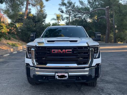 Used 2024 GMC Sierra 2500 Pro w/ 1SA Pro Safety Plus Package image 2