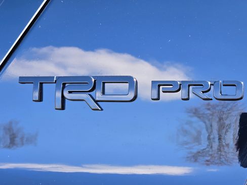 Used 2022 Toyota 4Runner TRD Pro AWD/4WD image 9