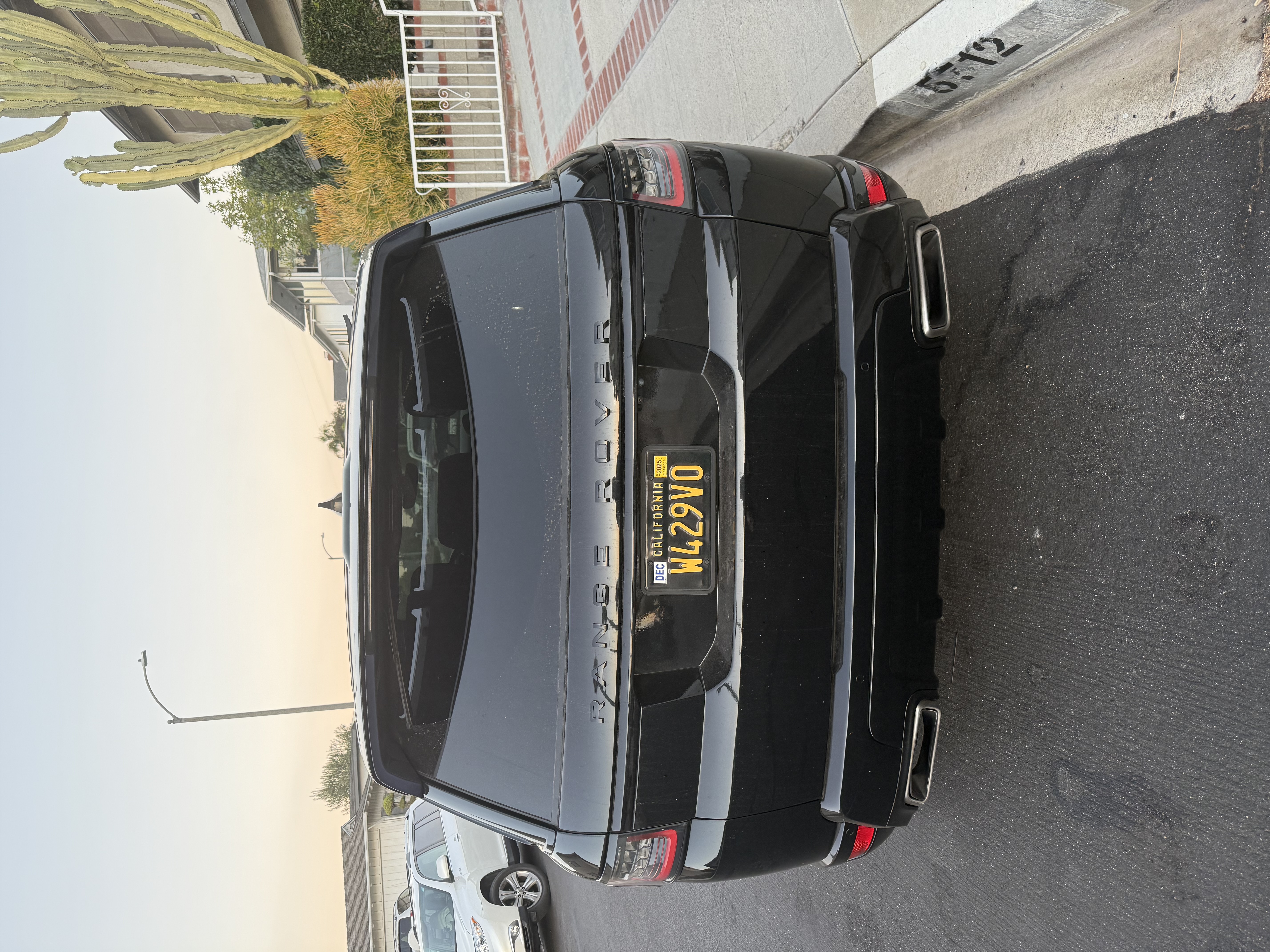 Used 2020 Land Rover Range Rover Sport HSE AWD/4WD image 14