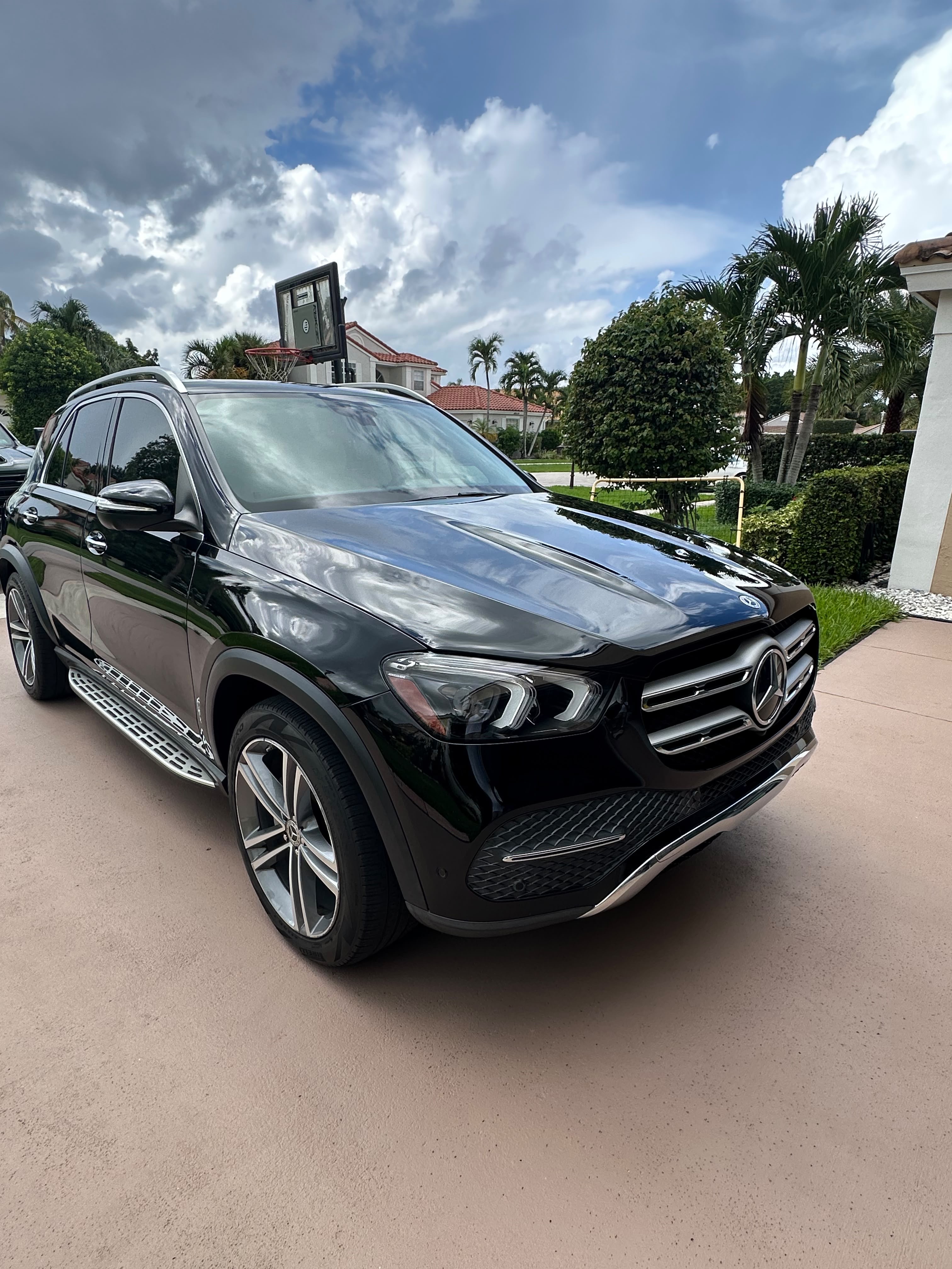 Used 2021 Mercedes-Benz GLE 350 image 4