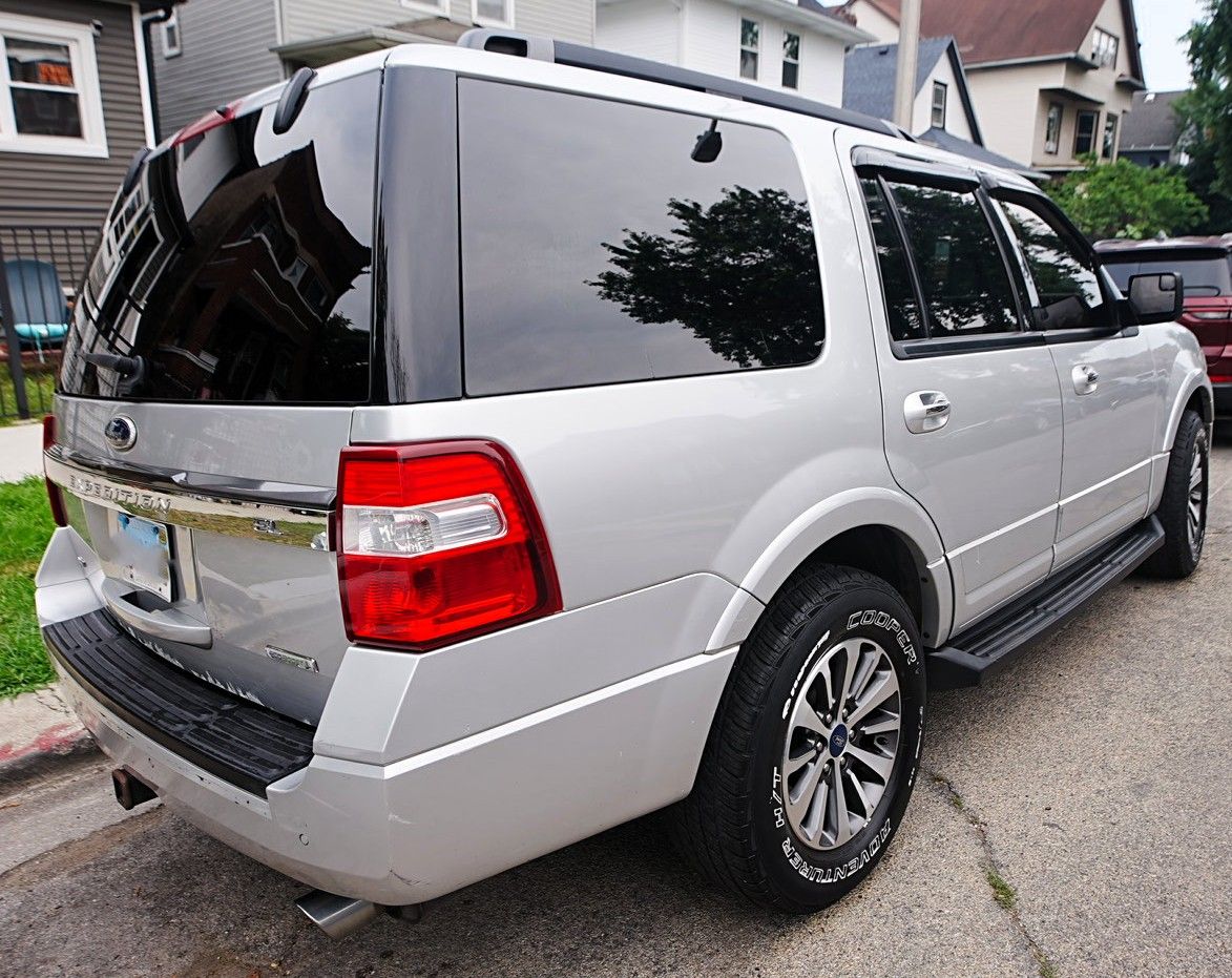 Used 2016 Ford Expedition XLT AWD/4WD image 8