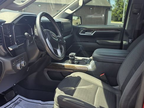 Used 2023 GMC Sierra 1500 Elevation AWD/4WD image 11