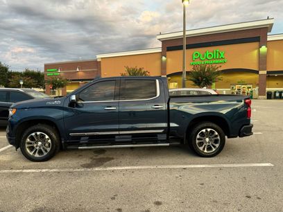 Used 2022 Chevrolet Silverado 1500 High Country w/ Technology Package