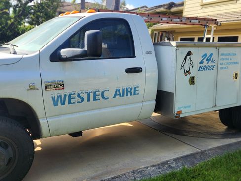 Used 2007 Dodge Ram 3500 Truck 2WD Regular Cab DRW w/ 2GG SLT Cpos Pkg image 2