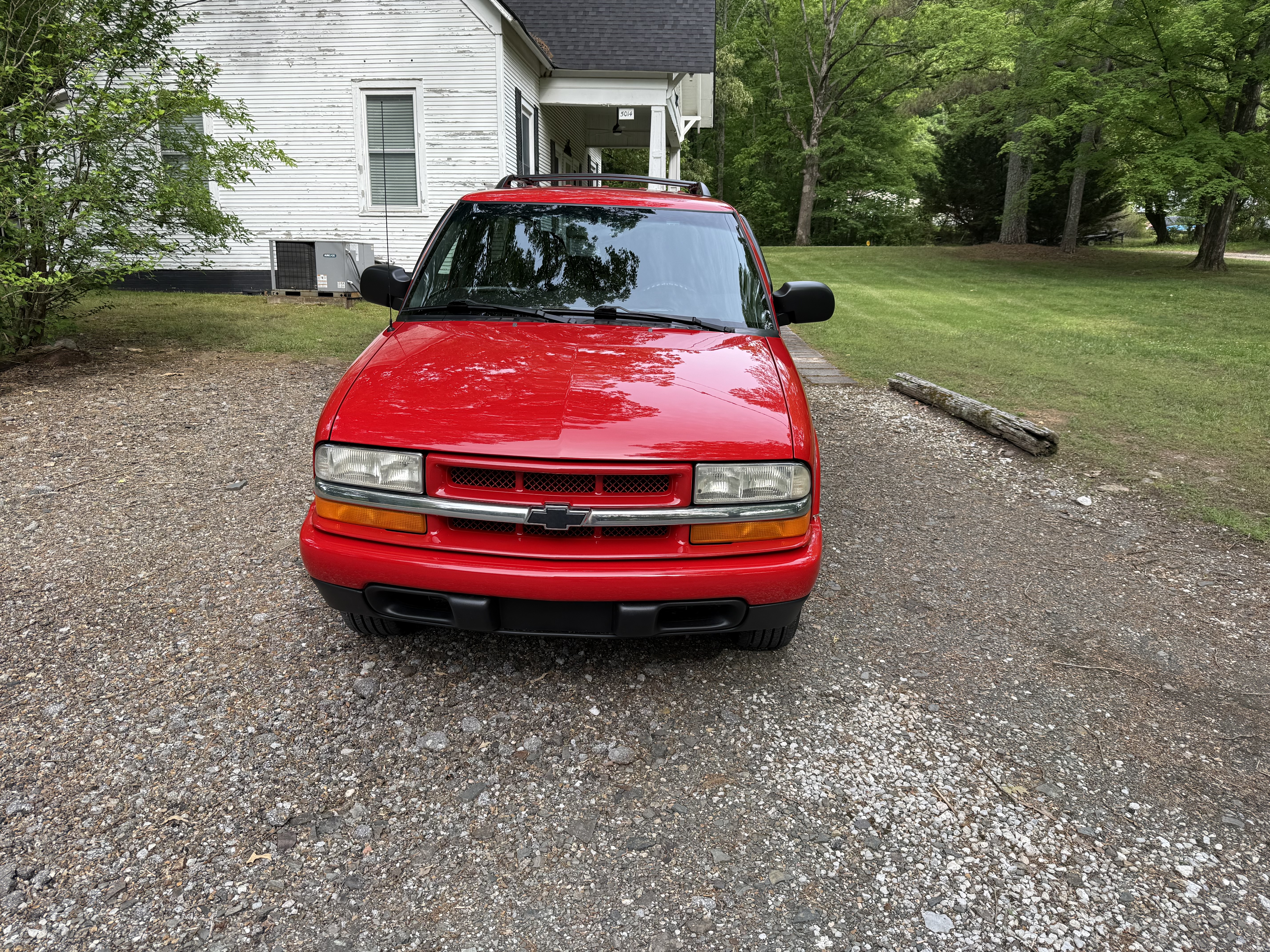 Used 1999 Chevrolet Blazer 2WD 2-Door image 4