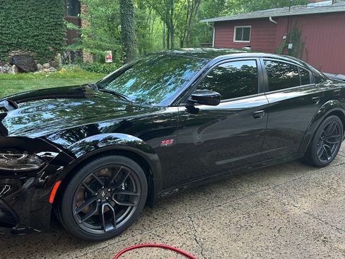 Used 2021 Dodge Charger Scat Pack RWD image 2