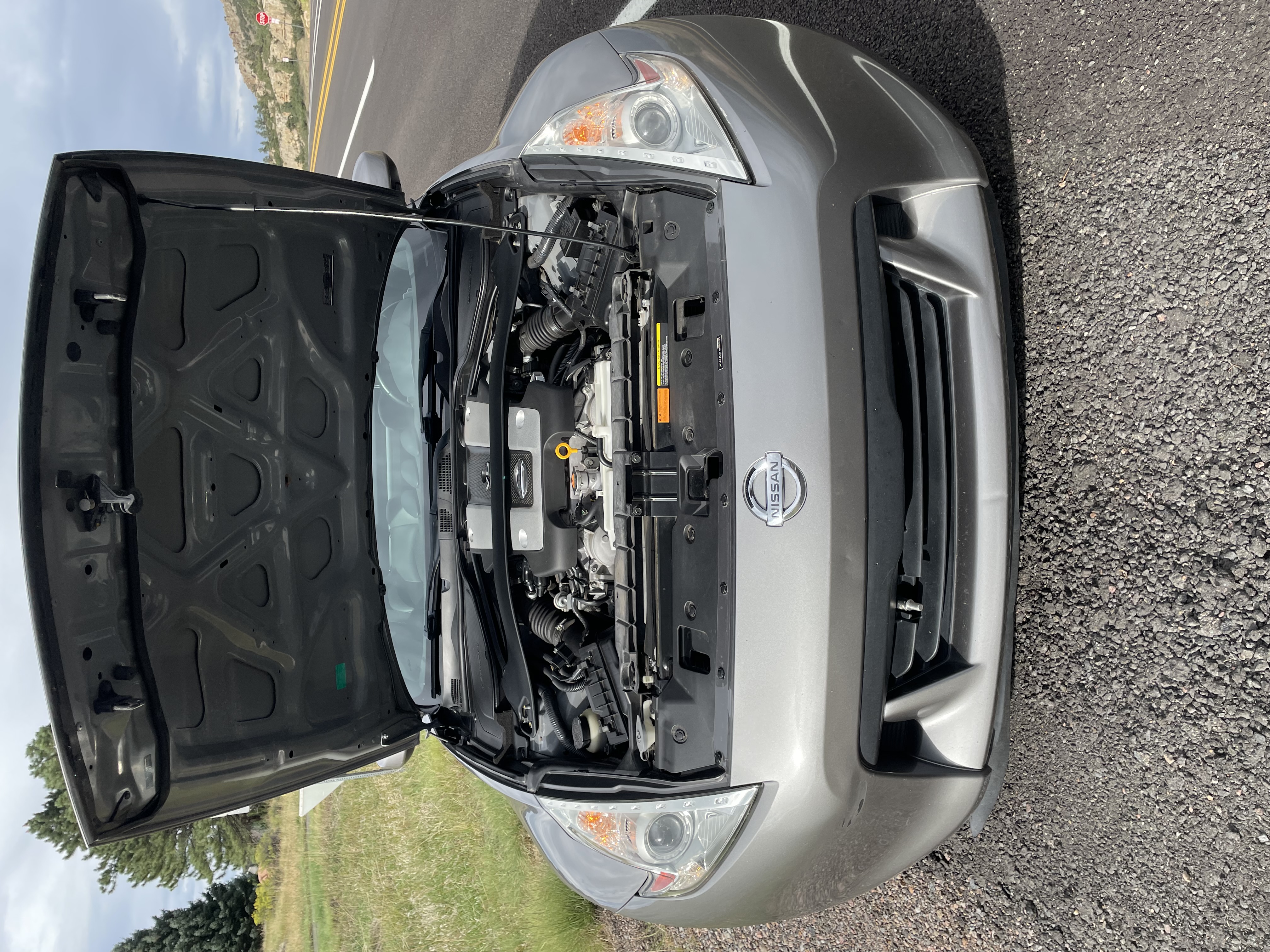 Used 2010 Nissan 370Z Touring w/ Sport Pkg RWD image 17