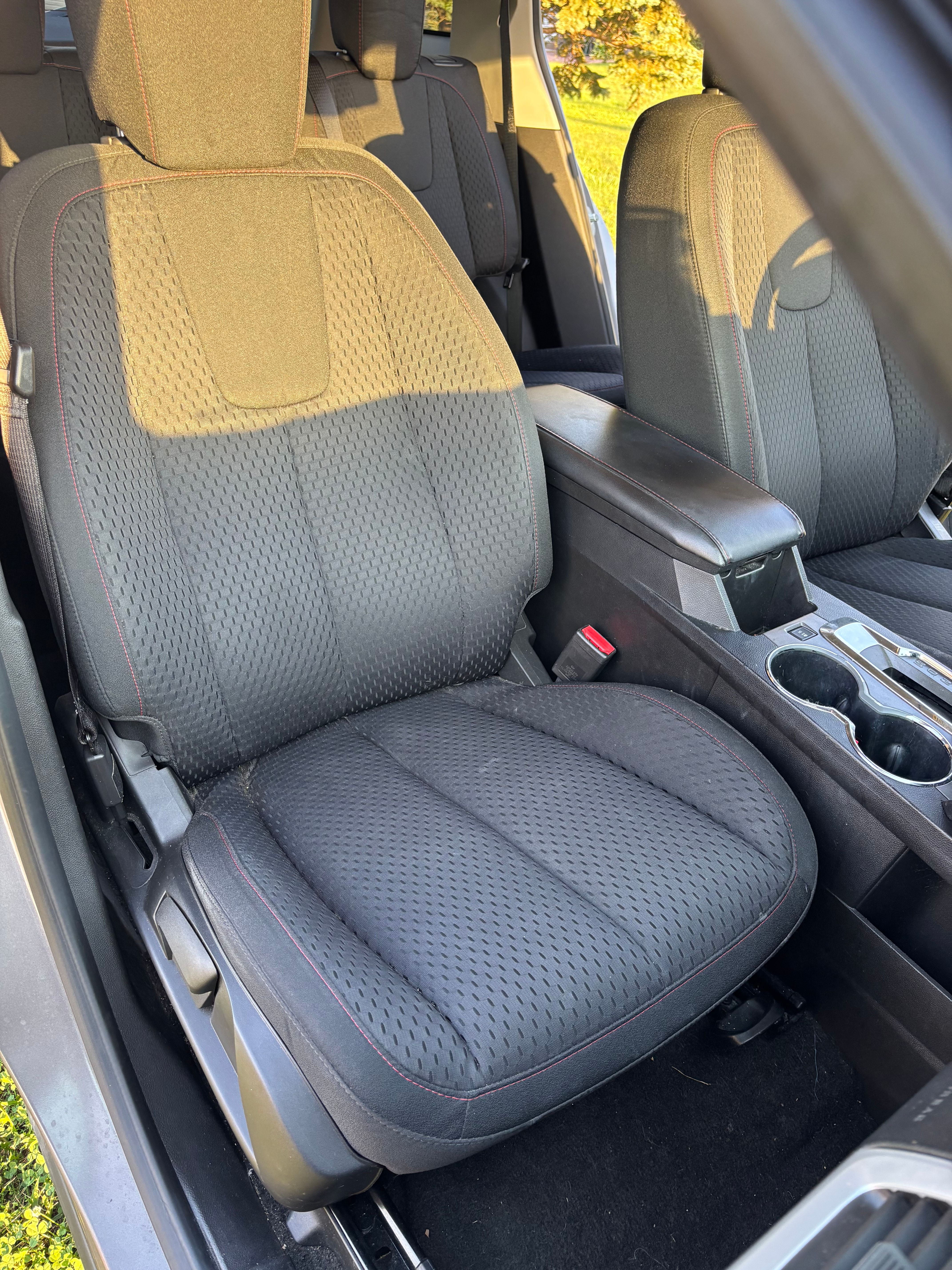Used 2012 GMC Terrain SLE w/ LPO, Chrome Package FWD image 9